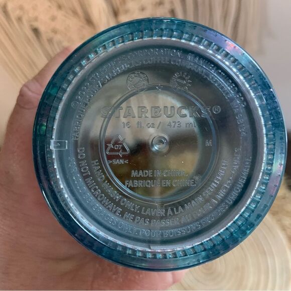 STARBUCKS Iridescent Mermaid Scales Grande 16oz Reusable Tumbler With Straw Blue - Picture 8 of 9